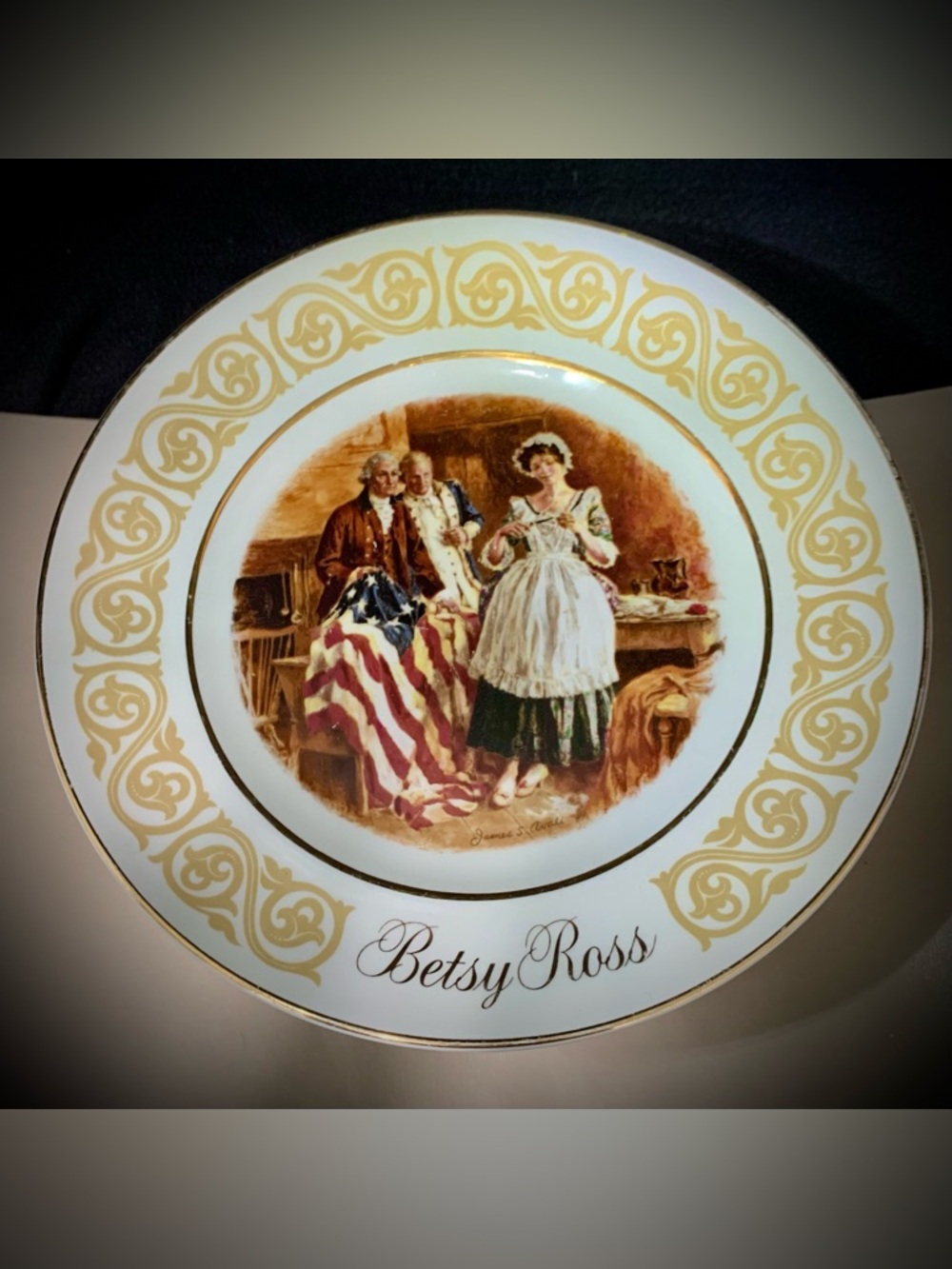 🇺🇸1973 Avon Betsy Ross Collector Plate – Enoch Wedgwood England